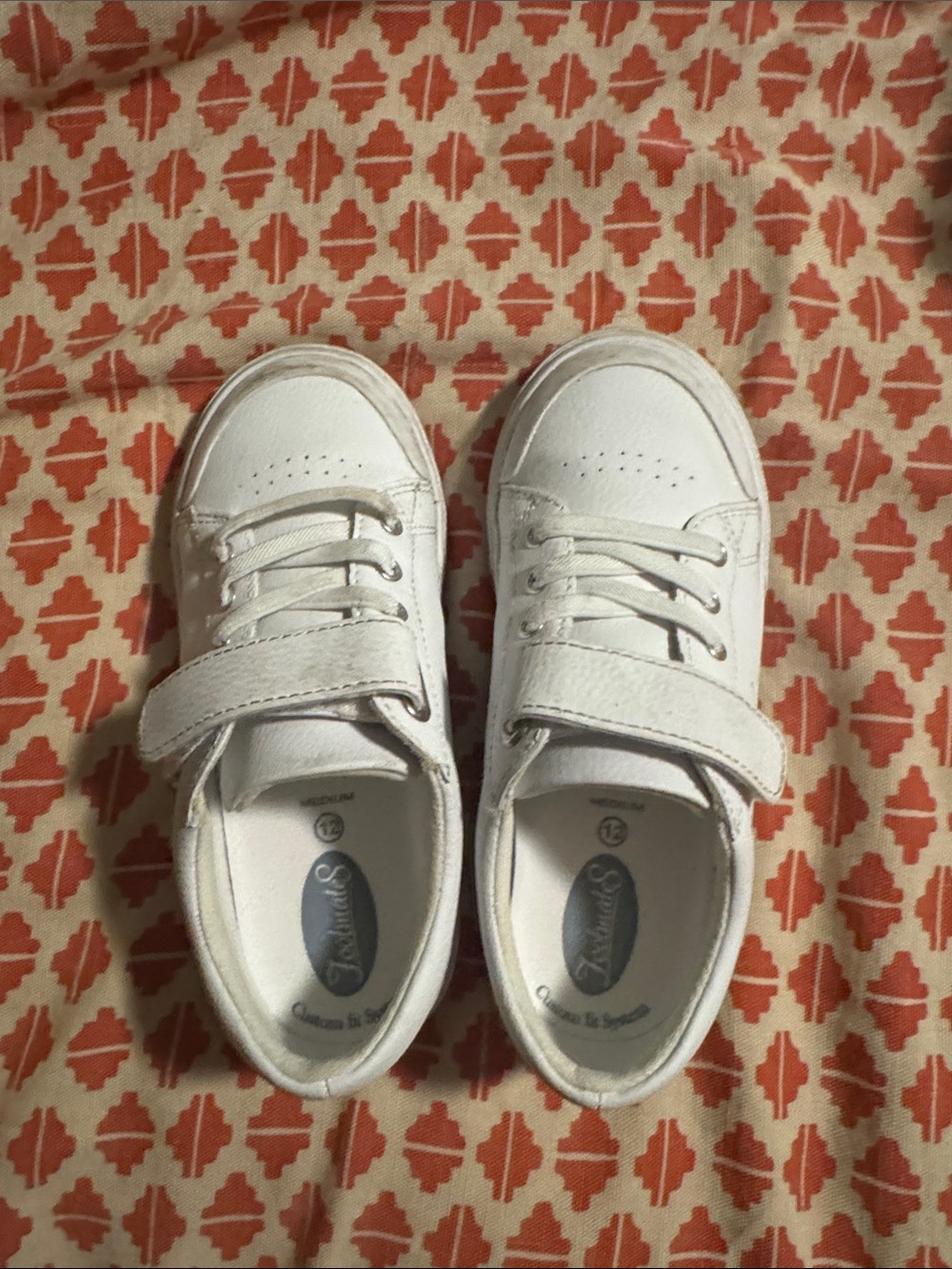 Kids White Casual Sneakers with Hook-and-Loop Strap (Footmates Reese) size 12